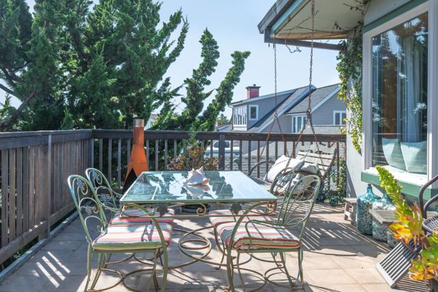 4355 Opal Cliff Drive, Santa Cruz CA: https://media.crmls.org/mediaz/637b1448-dd50-4df0-acf3-d801aee176db.jpg