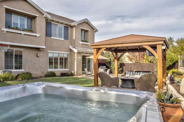 Detail Gallery Image 28 of 36 For 7146 Sitio Destino, Carlsbad,  CA 92009 - 4 Beds | 3 Baths