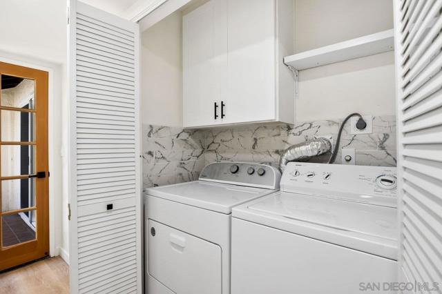17676 Corte Sobrado, San Diego CA: https://media.crmls.org/mediaz/637c950c-a12e-43fe-adc4-74682435aa12.jpg