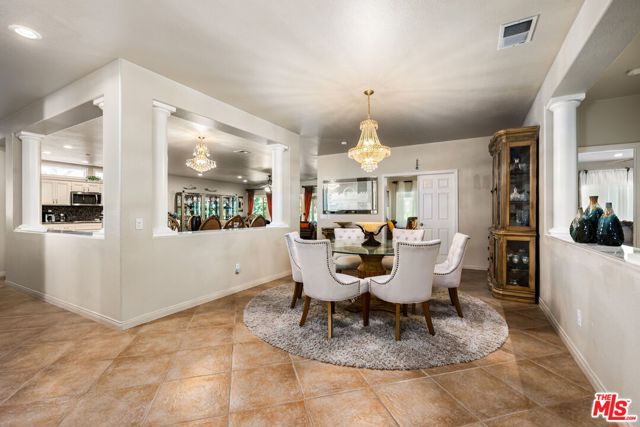 850 Ventana, Palm Springs, CA 92262