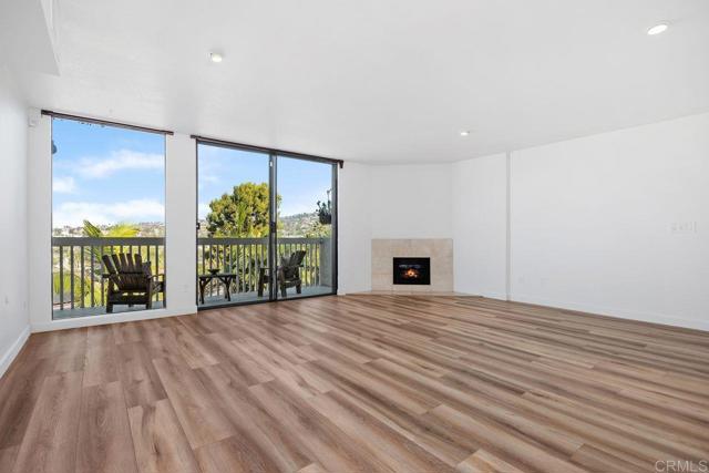 Detail Gallery Image 13 of 45 For 2433 La Costa Ave. a,  Carlsbad,  CA 92009 - 2 Beds | 2/1 Baths