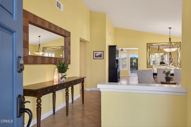 Detail Gallery Image 5 of 31 For 207 Camino Leon, Camarillo,  CA 93012 - 3 Beds | 2 Baths
