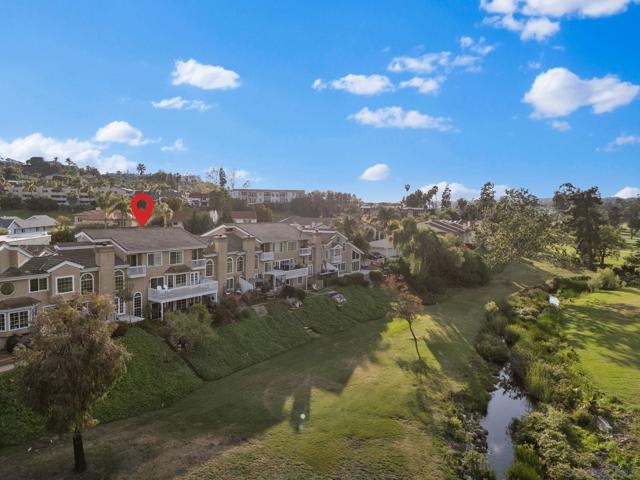 7508 Jerez Court, Carlsbad CA: https://media.crmls.org/mediaz/637feb1e-9f90-45be-b6f4-5df0f265e0b8.jpg