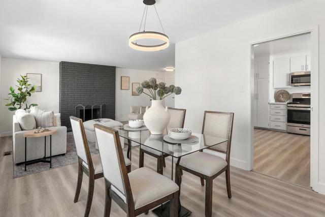 15 Eastridge Circle, Pacifica CA: https://media.crmls.org/mediaz/638174c6-549c-4382-81f2-66954475f2f5.jpg