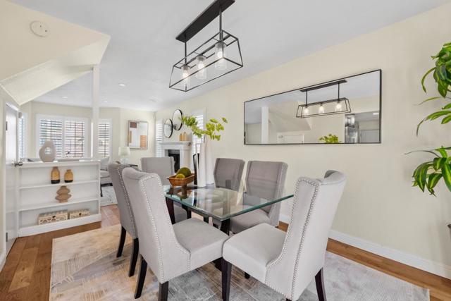 395 Sandstone Drive, Fremont CA: https://media.crmls.org/mediaz/6382cd82-66ed-46bf-b99f-50d1df9a116f.jpg