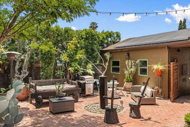 6026 Fulcher Avenue, North Hollywood CA: https://media.crmls.org/mediaz/63834001-70d1-4574-9a6b-8f6588467f50.jpg