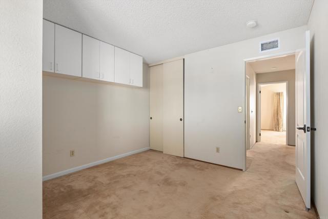 Detail Gallery Image 32 of 41 For 7338 Canyon Breeze Rd, San Diego,  CA 92126 - 4 Beds | 3 Baths