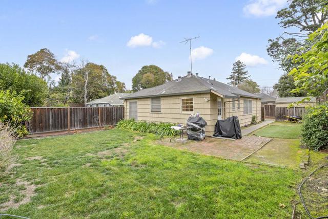 10351037 Amarillo Avenue, Palo Alto CA: https://media.crmls.org/mediaz/63847500-7e01-453f-8419-8579b2734151.jpg
