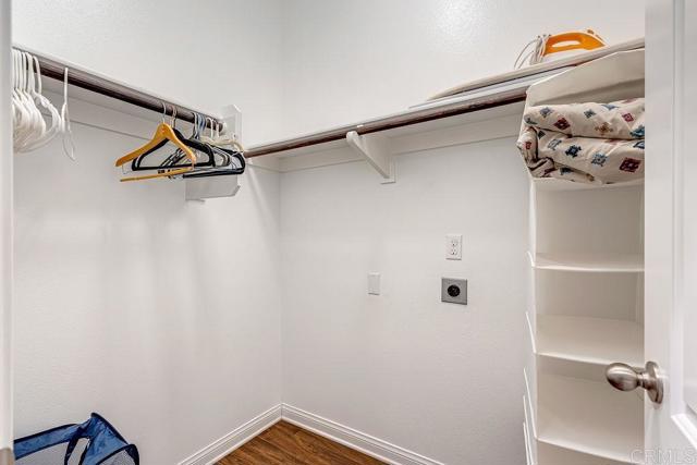 Image 21 of 55 For 30937 Red Spruce Street