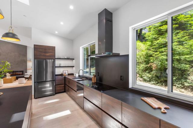 395 Boulder Brook Drive, Boulder Creek CA: https://media.crmls.org/mediaz/63852ad6-8748-4854-94fc-9147aaf1267f.jpg
