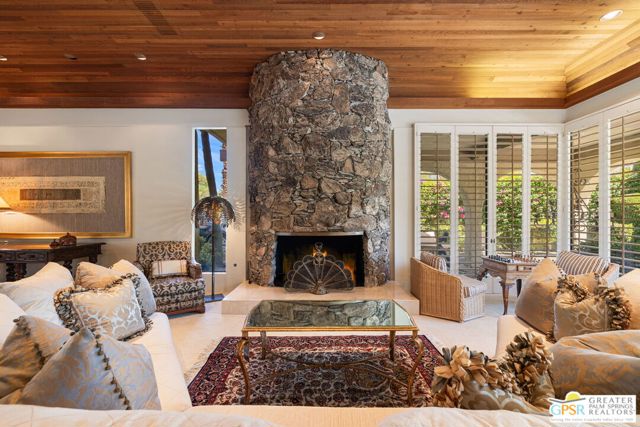 70639 Placerville Road, Rancho Mirage CA: https://media.crmls.org/mediaz/63857ab5-41e7-4bfc-87ac-131aff428b9f.jpg