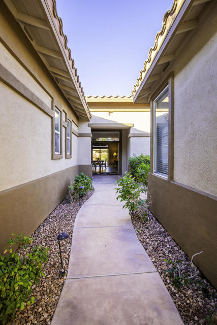 enterance_1