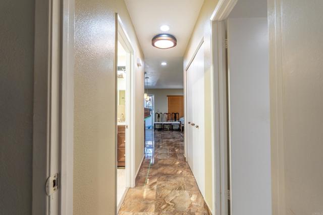 Detail Gallery Image 10 of 20 For 1055 Naranca Ave #7,  El Cajon,  CA 92021 - 2 Beds | 1/1 Baths