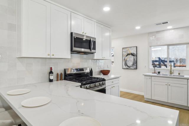 Detail Gallery Image 12 of 72 For 1740 Petra Dr, San Diego,  CA 92104 - 5 Beds | 4 Baths