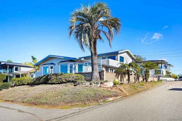 444 Chesterfield Drive, Cardiff by the Sea, California 92007, 3 Bedrooms Bedrooms, ,2 BathroomsBathrooms,Single Family Residence,For Sale,Chesterfield Drive,250020324SD