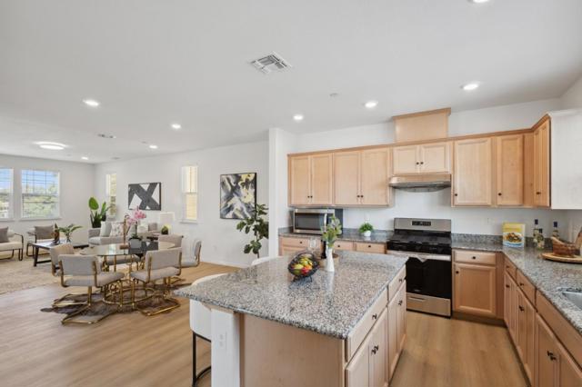24227 2nd Street, Hayward CA: https://media.crmls.org/mediaz/6387f3ad-9f1f-41fa-be34-e87ea0236055.jpg