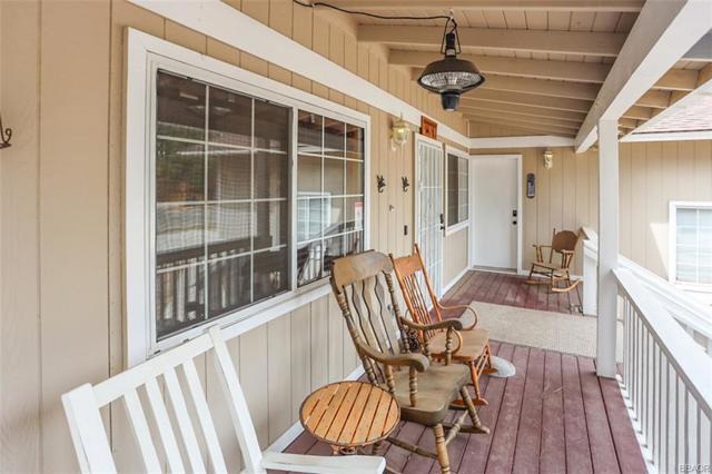 2324 Manzanita Lane, Big Bear CA: https://media.crmls.org/mediaz/63893d5e-7d76-4dae-9203-95f832676c09.jpg