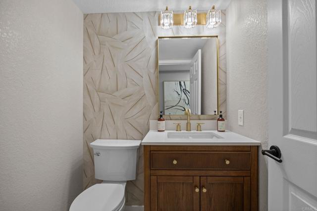 Detail Gallery Image 21 of 64 For 2755 Victoria Ave, Carlsbad,  CA 92010 - 4 Beds | 2/1 Baths