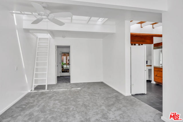 6456 Surfside Way, Apt. photo 8