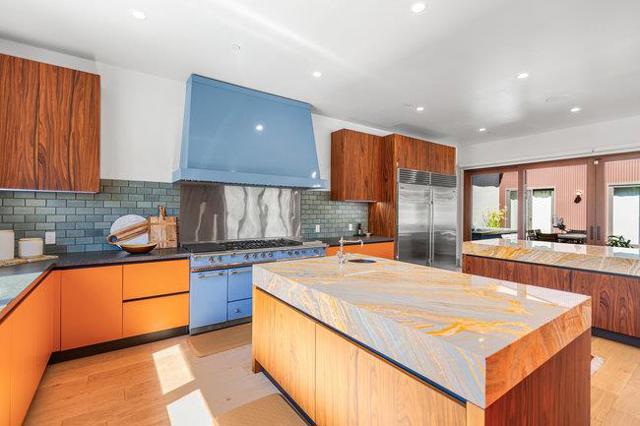 14835 Baranga Lane, Saratoga CA: https://media.crmls.org/mediaz/638a5a10-d17f-4cc5-8e14-3ed02b45252e.jpg