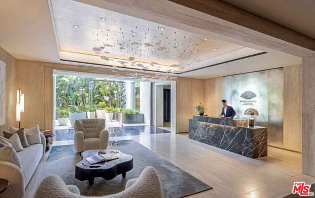 9200 Wilshire Blvd, Beverly Hills CA: https://media.crmls.org/mediaz/638b6162-8155-46a8-ab0f-e5ce92b8af05.jpg