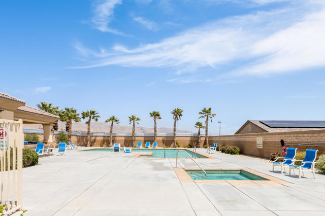 66168 S Agua Dulce Drive, Desert Hot Springs CA: https://media.crmls.org/mediaz/638b6413-e1fd-4565-87b9-e6a8ae0d1efa.jpg