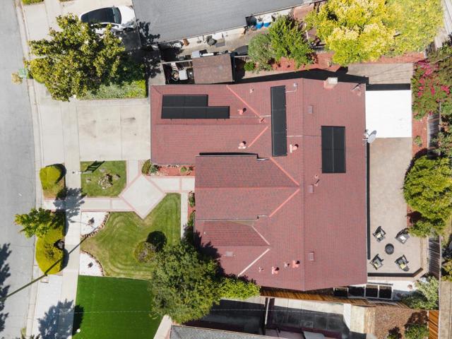 689 Springwood Drive, San Jose CA: https://media.crmls.org/mediaz/638de78c-f1c1-459f-8c55-a9214ab5eddd.jpg