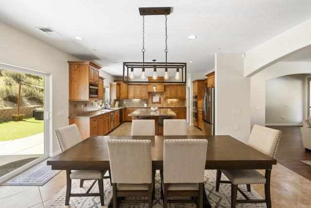 6433 Dehesa Road, El Cajon CA: https://media.crmls.org/mediaz/638ec4d1-3b6f-45f3-bc93-abc6e49d0758.jpg