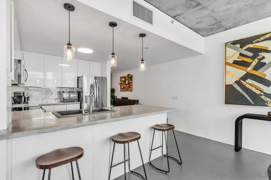 1080 Park Blvd - photo 11