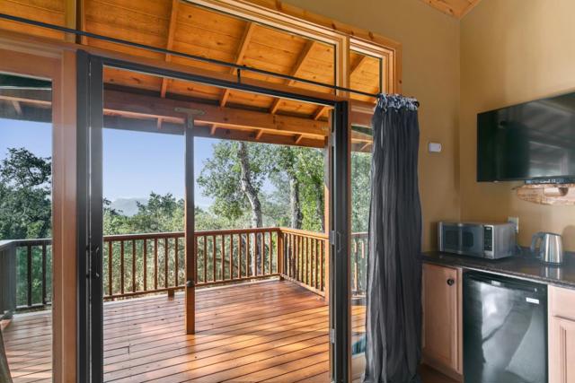 21900 Parrott Ranch Road, Carmel Valley CA: https://media.crmls.org/mediaz/638f472b-b435-48c4-a20a-ad6cef0e3284.jpg