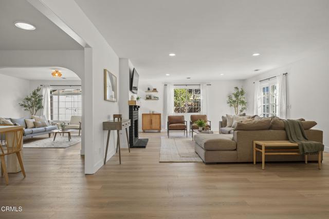 Detail Gallery Image 2 of 55 For 352 Paine Ave, Ventura,  CA 93003 - 4 Beds | 2 Baths