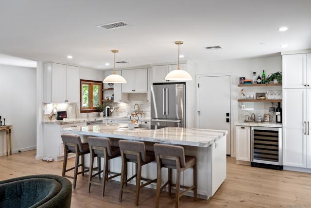 1714 Highland Place Dr, Paso Robles CA: https://media.crmls.org/mediaz/63904405-4fbe-45eb-abb8-d1a34ee5aaef.jpg