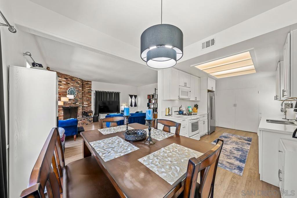 705 Beacon Pl - photo 18