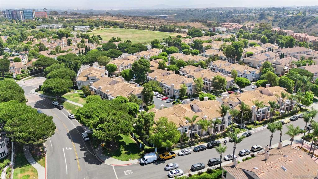 MLS #250037930SD image #23