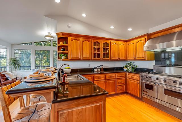 7 Clubhouse Road, Santa Cruz CA: https://media.crmls.org/mediaz/6392e0e6-e9aa-4e9c-bbdd-45fec56c4f83.jpg