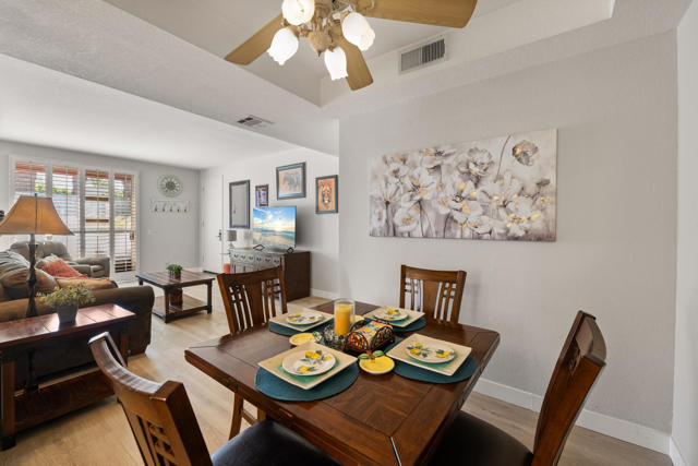 401 S El Cielo Road #49, Palm Springs, CA 92262