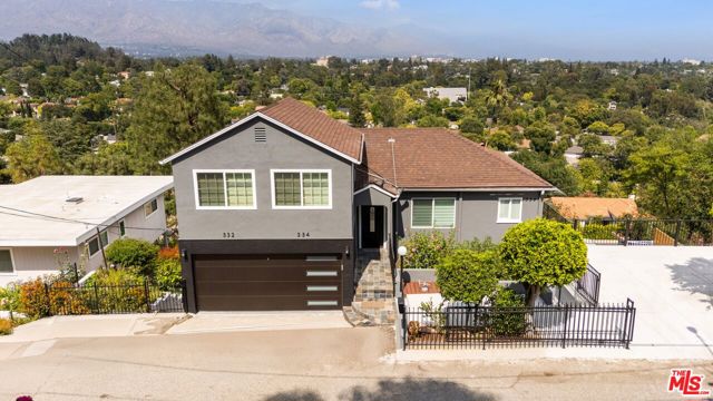 334 Anita Drive, Pasadena CA: https://media.crmls.org/mediaz/63945e96-50ab-4cfd-a64f-d97dffa281c6.jpg