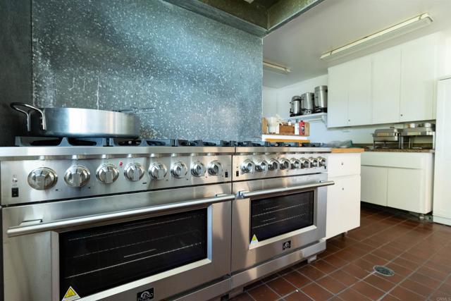 18218 Paradise Mountain Road, Valley Center CA: https://media.crmls.org/mediaz/6394dfce-18dd-41c6-b0a4-6678aed5e51d.jpg