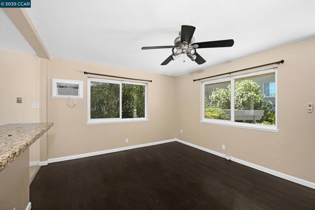 2634 Baldwin Ln, Walnut Creek CA: https://media.crmls.org/mediaz/639517c0-e52c-490a-8b80-beb12874a20b.jpg