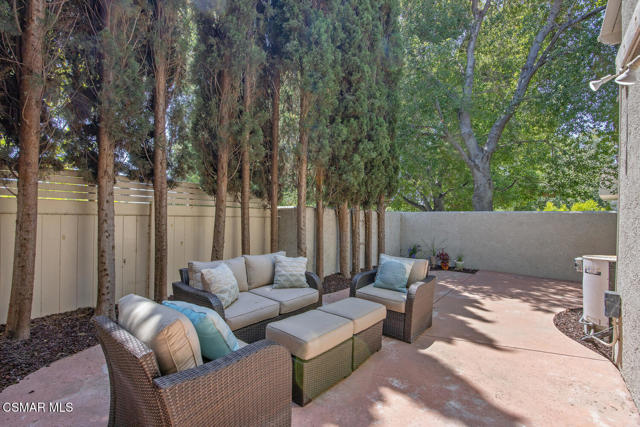 3109 E Hillcrest Drive, Westlake Village CA: https://media.crmls.org/mediaz/639560f7-eb83-4f26-be6c-46ce4bee07da.jpg