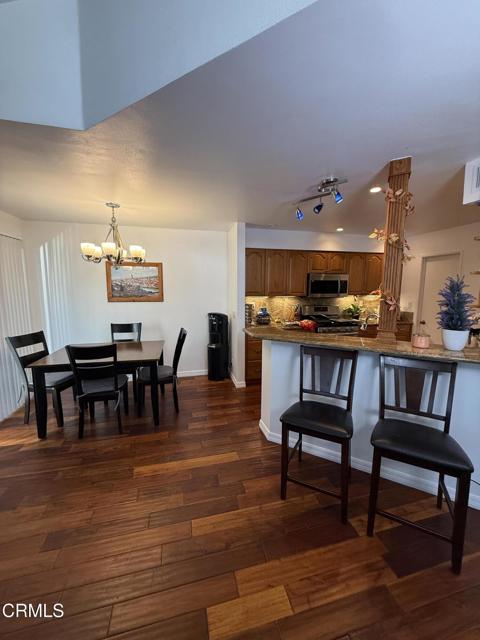 Detail Gallery Image 8 of 20 For 137 E Scott St, Port Hueneme,  CA 93041 - 3 Beds | 2/1 Baths