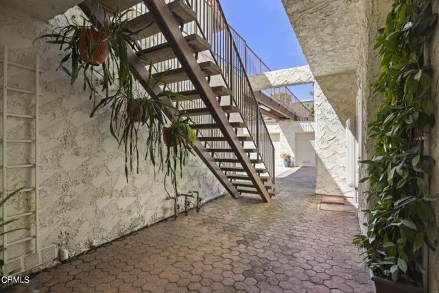 Detail Gallery Image 9 of 56 For 132 Poli St, Ventura,  CA 93001 - 1 Beds | 2 Baths