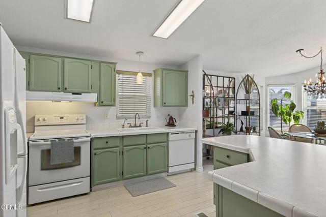 Detail Gallery Image 15 of 68 For 1215 Anchors Way Dr #44,  Ventura,  CA 93001 - 2 Beds | 2 Baths