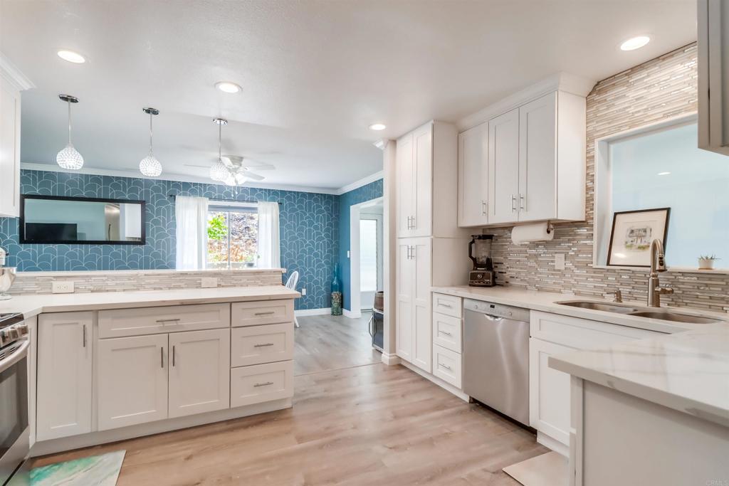 5468 Princess View Place - photo 16