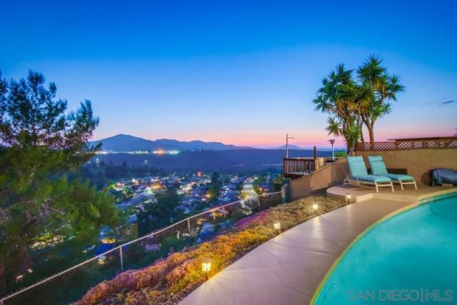 1963 Hacienda Circle, El Cajon CA: https://media.crmls.org/mediaz/639998bb-f43e-49a3-a5c0-2f10ca30a96b.jpg