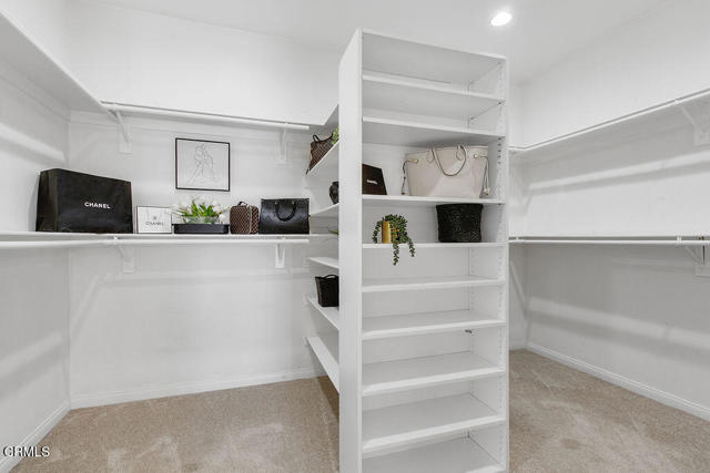 2625 Marvella Court, Camarillo CA: https://media.crmls.org/mediaz/63999c87-411f-400f-83d9-179b867bc3cf.jpg