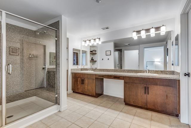3650 5th Avenue, San Diego CA: https://media.crmls.org/mediaz/639cdf9f-4d2e-4756-951c-eda11f6bf273.jpg