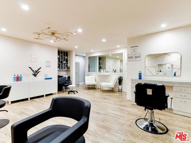  Commercial for Sale in Beverly Hills, California