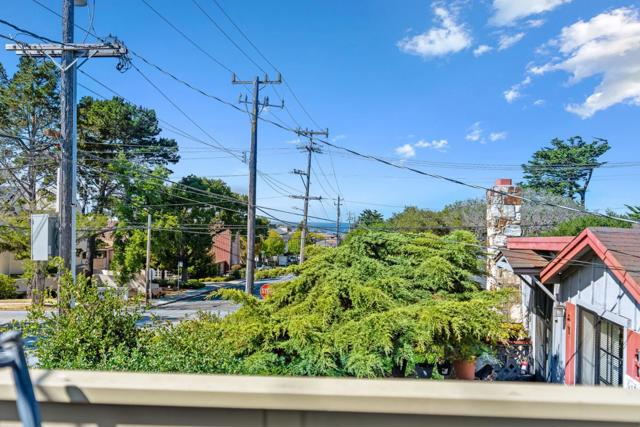 925 Cass Street, Monterey CA: https://media.crmls.org/mediaz/639e1e22-8e4f-4b8e-adaa-7a8082e14860.jpg