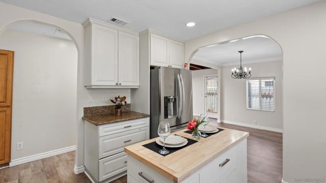 7355 Jamacha Rd, San Diego CA: https://media.crmls.org/mediaz/639e5a87-49be-4765-a011-5bdb98c1ea12.jpg